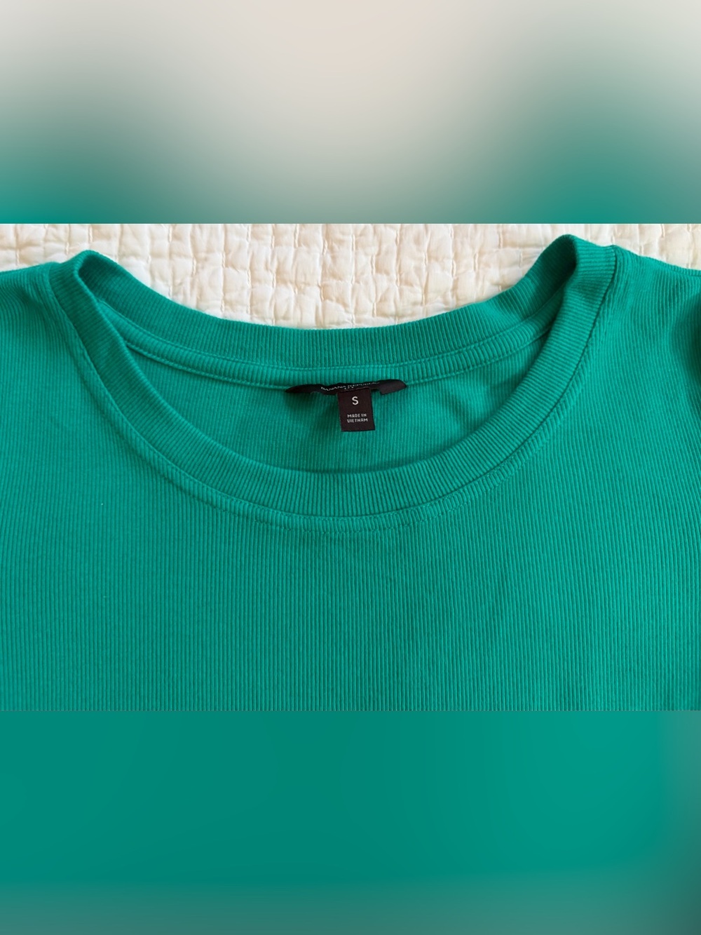 Banana Republic Classic Scoop Neck Long Sleeve Tee in Kelly Green - Picture 3 of 5